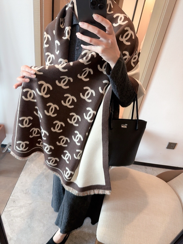 ブランドマフラー背面デザイン